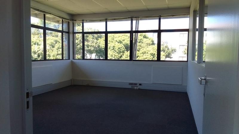 To Let commercial Property for Rent in Parow North Western Cape